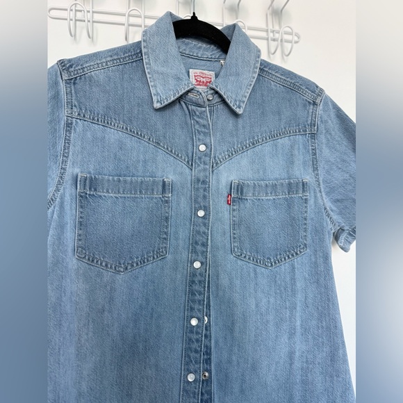 NEW Women’s LEVI'S Louisa Short Sleeve Denim Dress Size XS - Picture 2 of 5